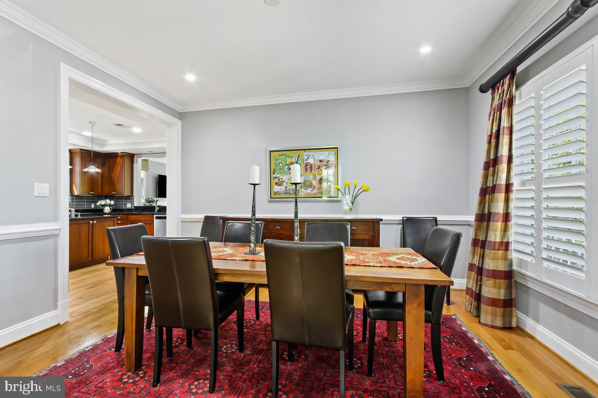 ROSEDALE PARK - Residential