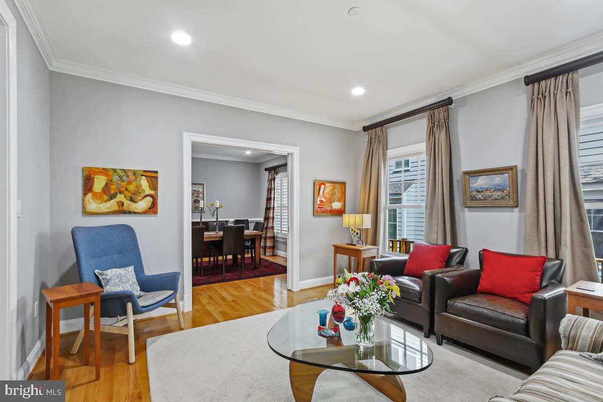 ROSEDALE PARK - Residential