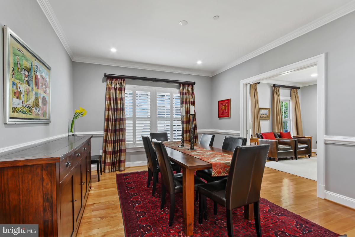 ROSEDALE PARK - Residential