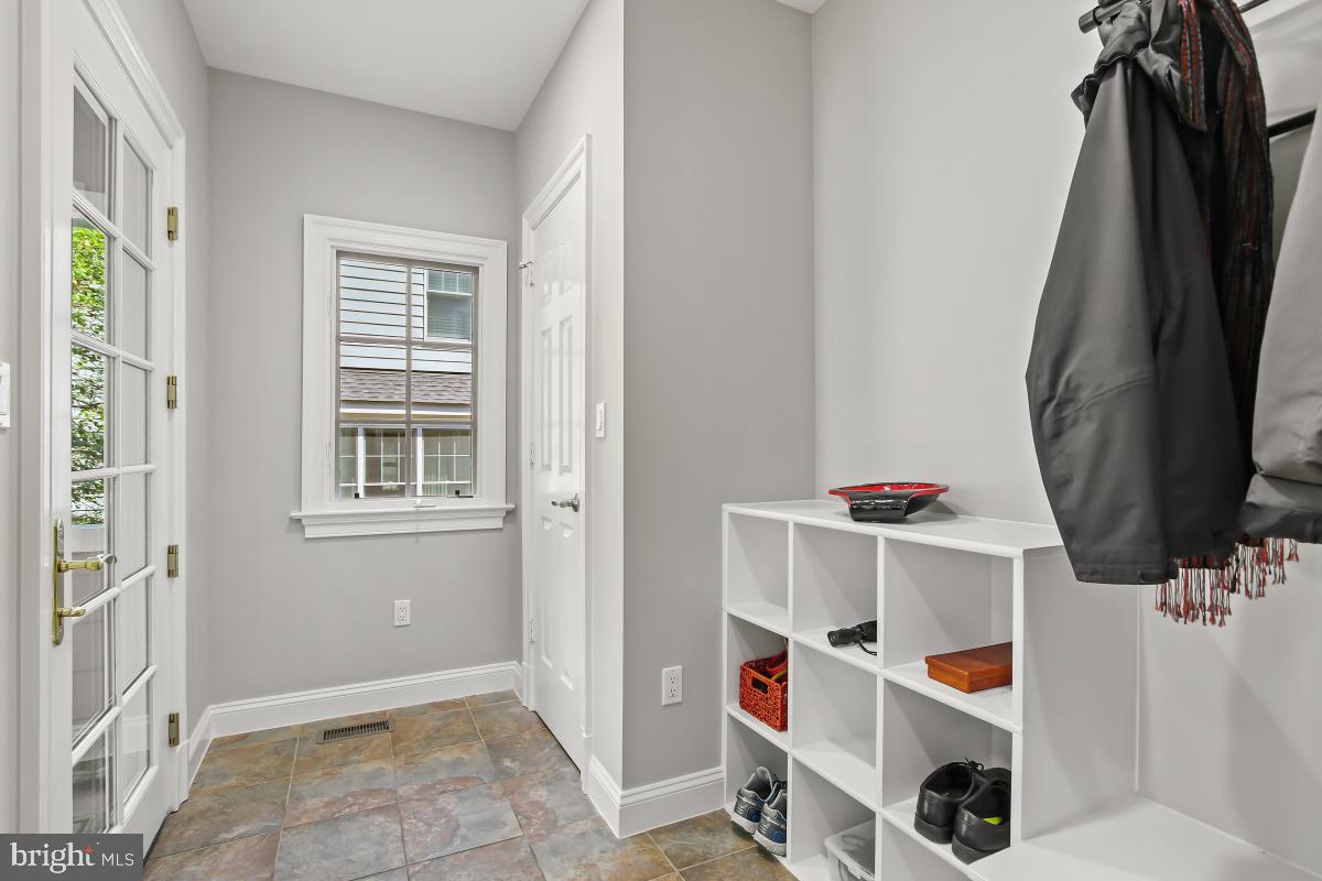 ROSEDALE PARK - Residential