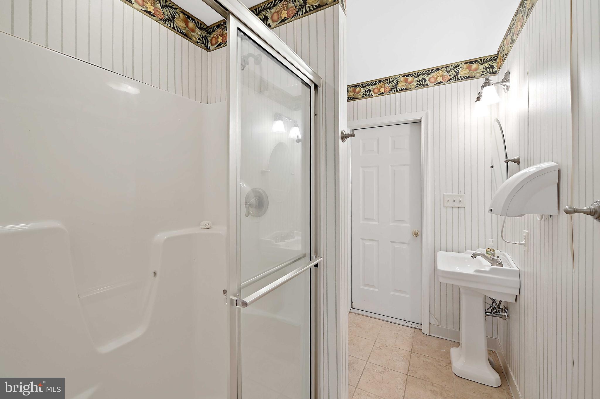 FOLLY FARMS - Residential