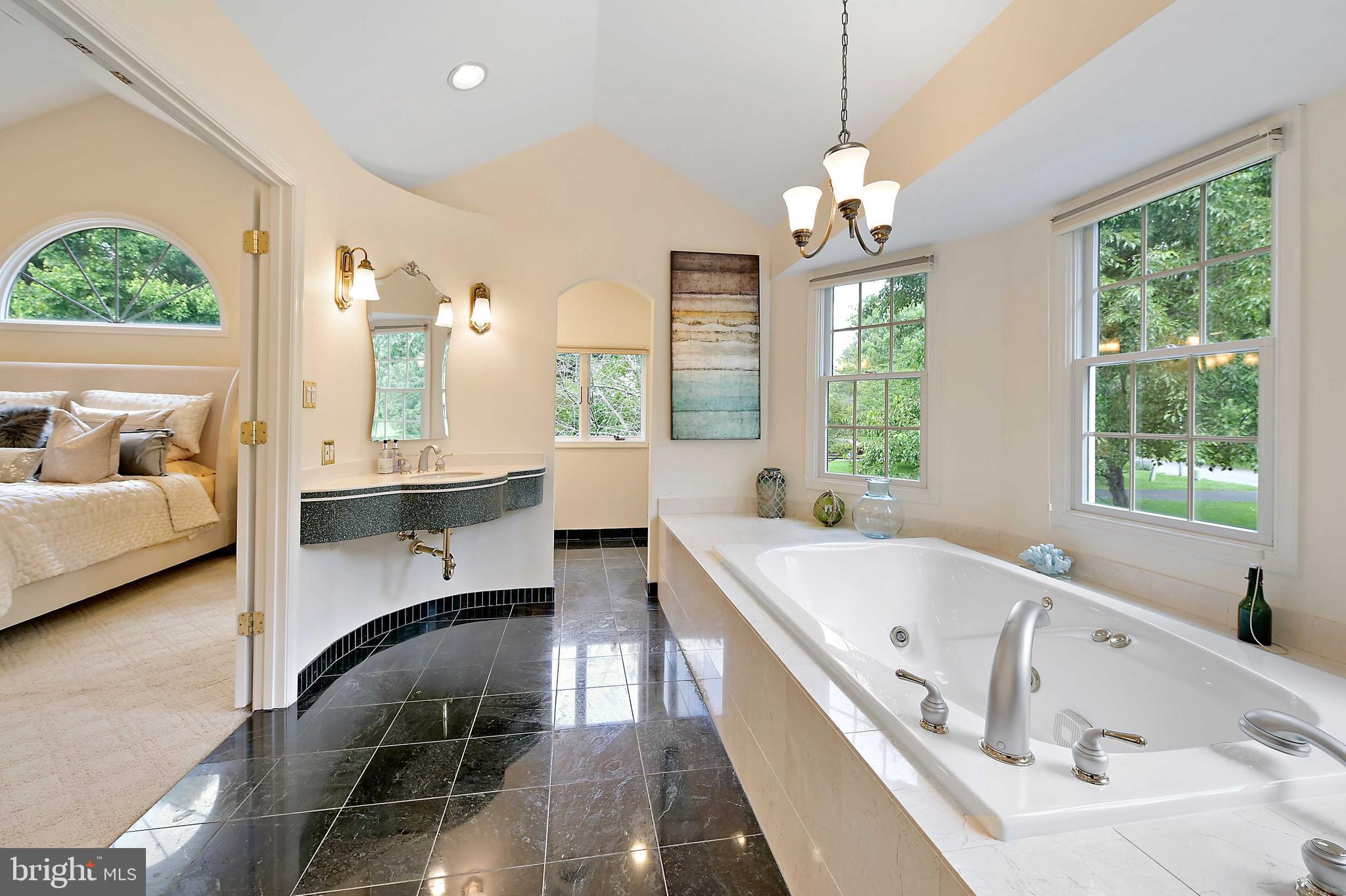 FOLLY FARMS - Residential