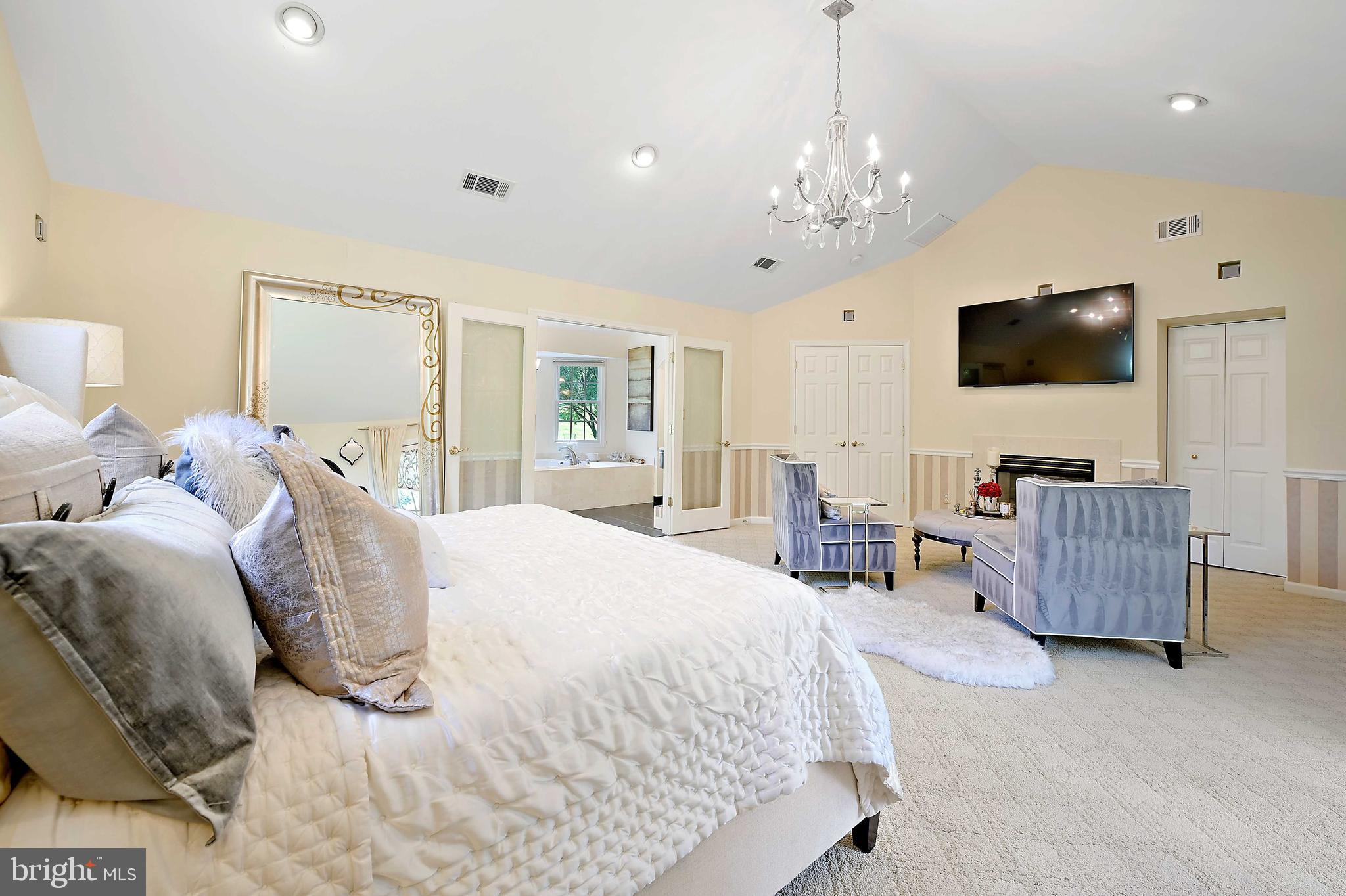 FOLLY FARMS - Residential