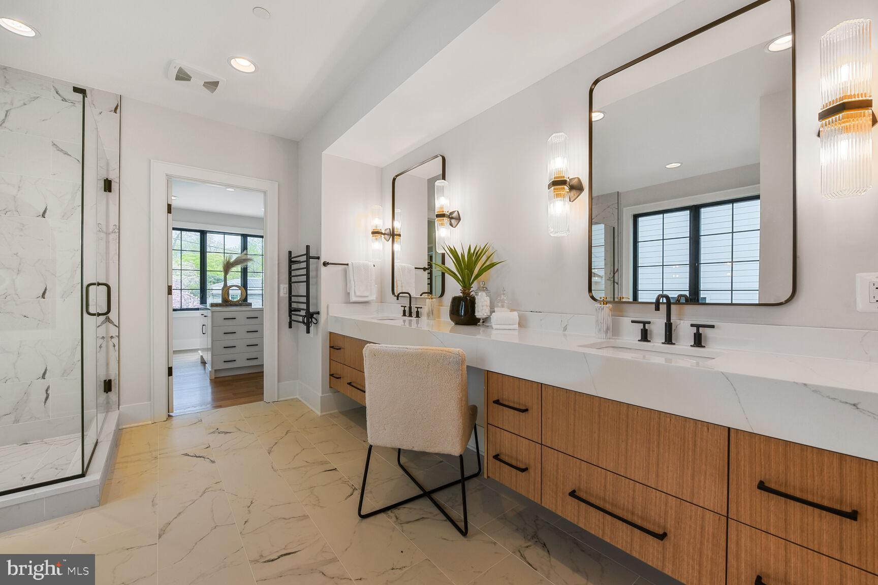 KENWOOD PARK - Residential