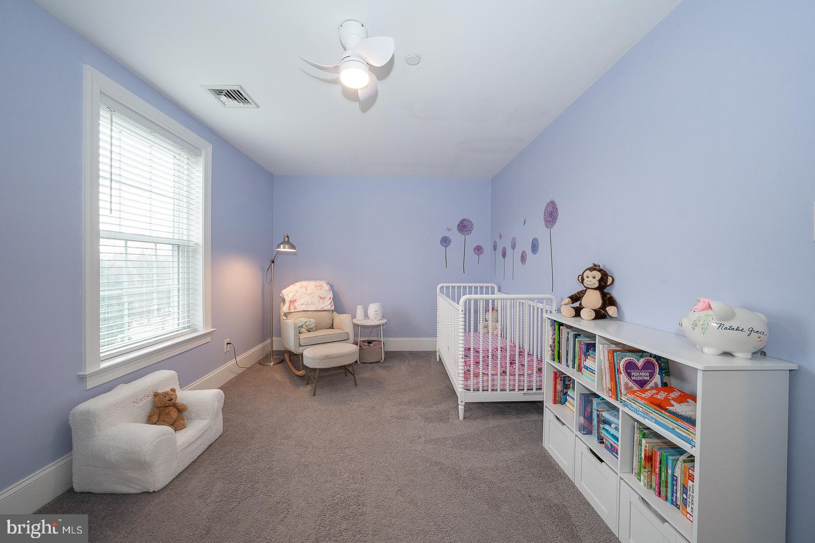 VILLAGE SQUARE - Residential