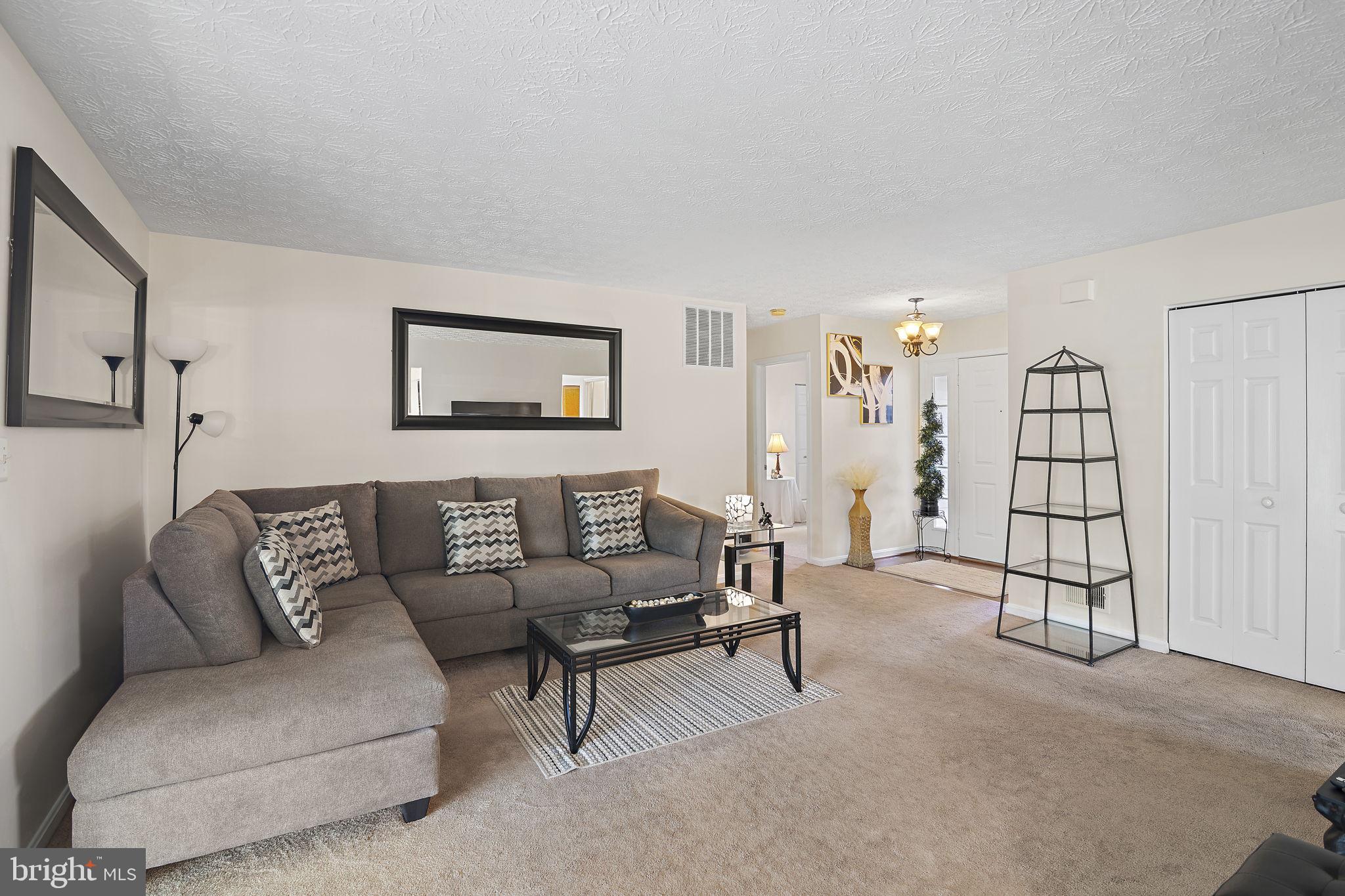 1314 SOUTHWELL LANE