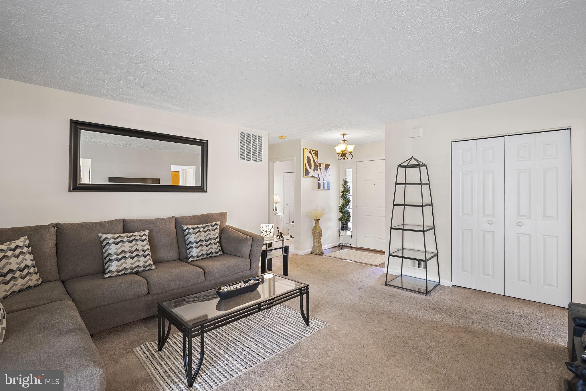 1314 SOUTHWELL LANE