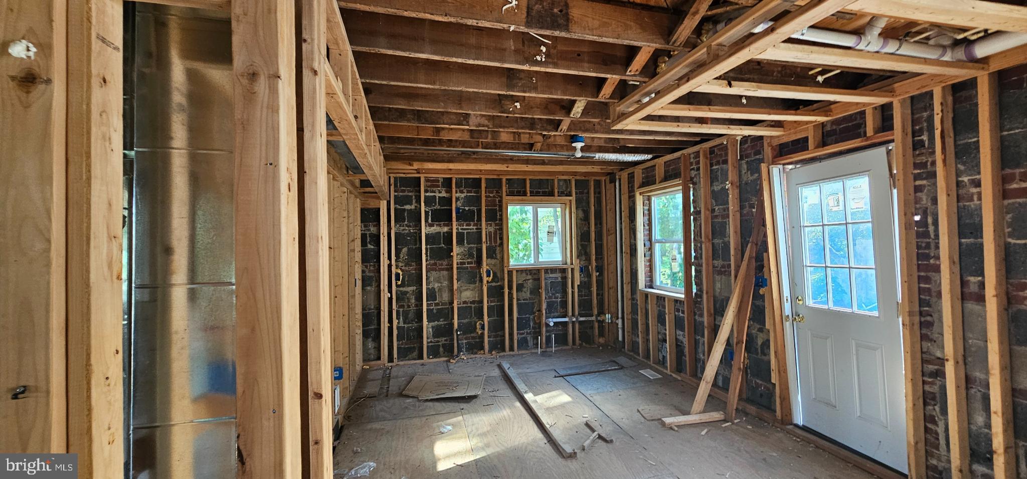 NORTH FORESTVILLE - Residential