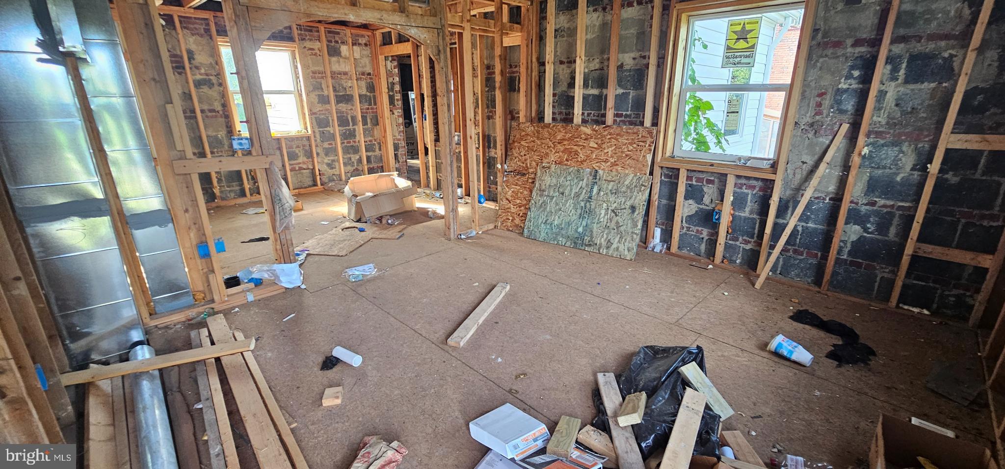 NORTH FORESTVILLE - Residential