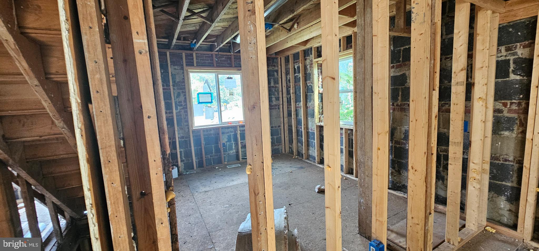 NORTH FORESTVILLE - Residential