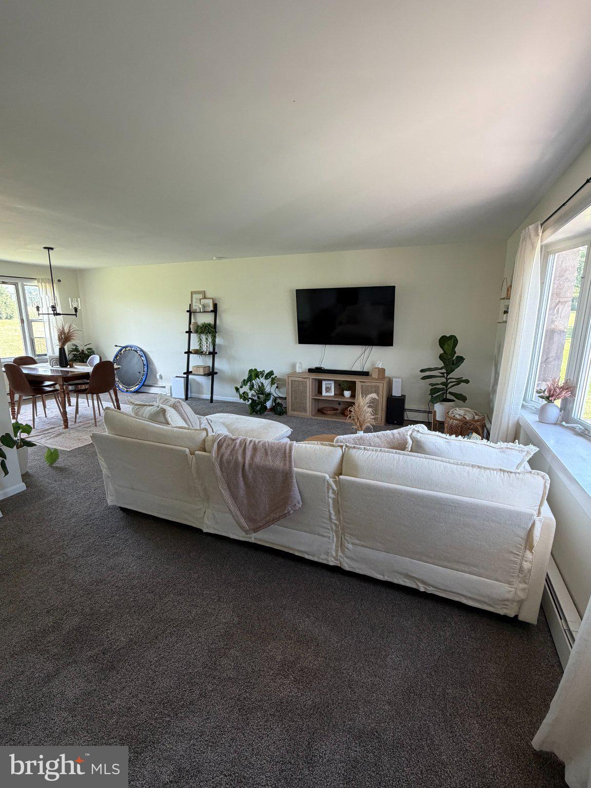 1155 GRAVEL PIKE 1