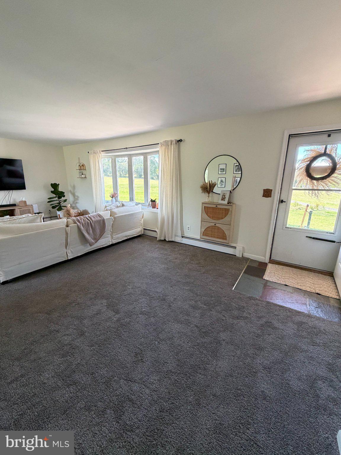 1155 GRAVEL PIKE 1