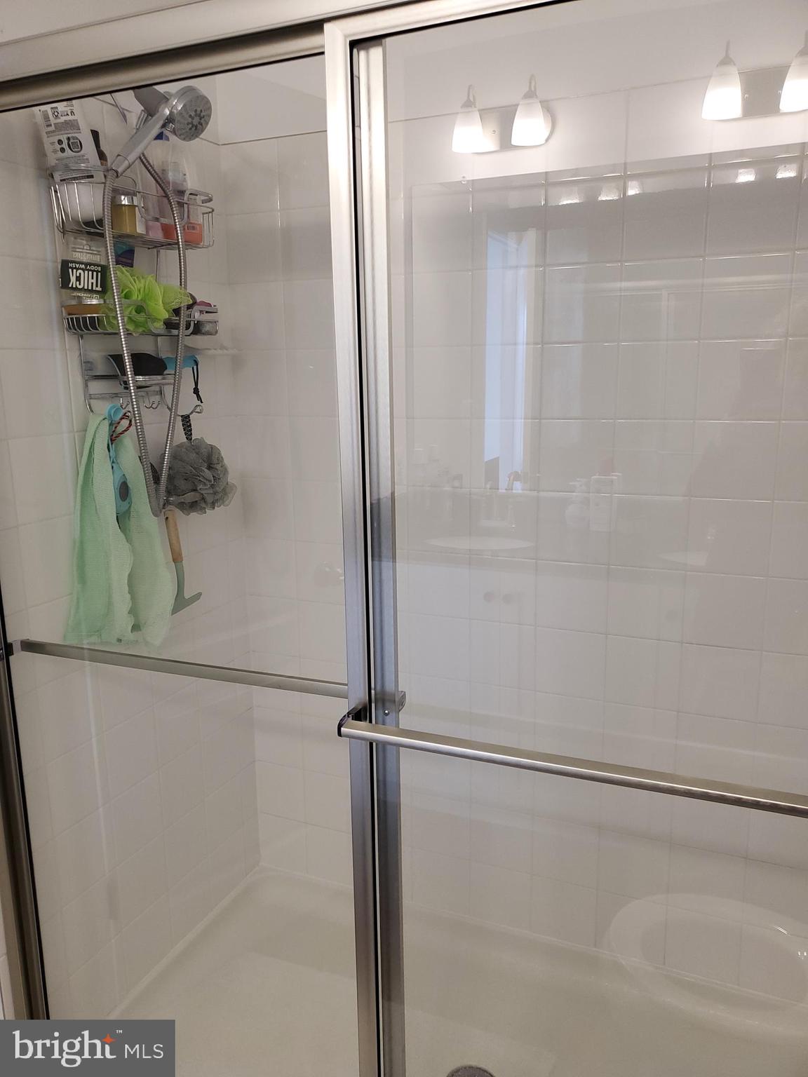 MCCAULEY CROSSING - Residential Lease