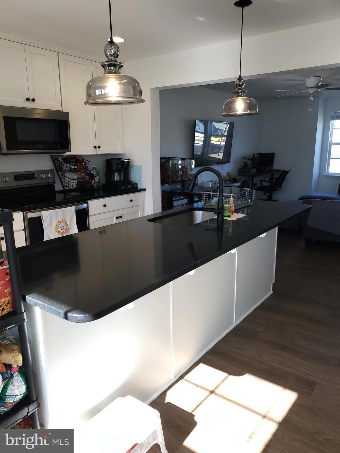 MCCAULEY CROSSING - Residential Lease