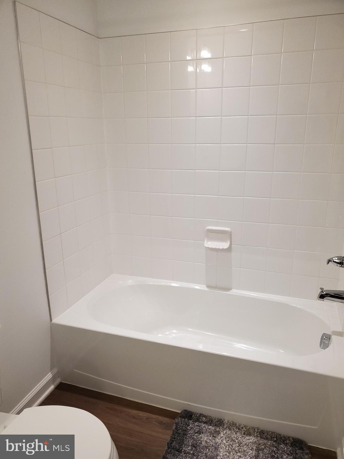 MCCAULEY CROSSING - Residential Lease