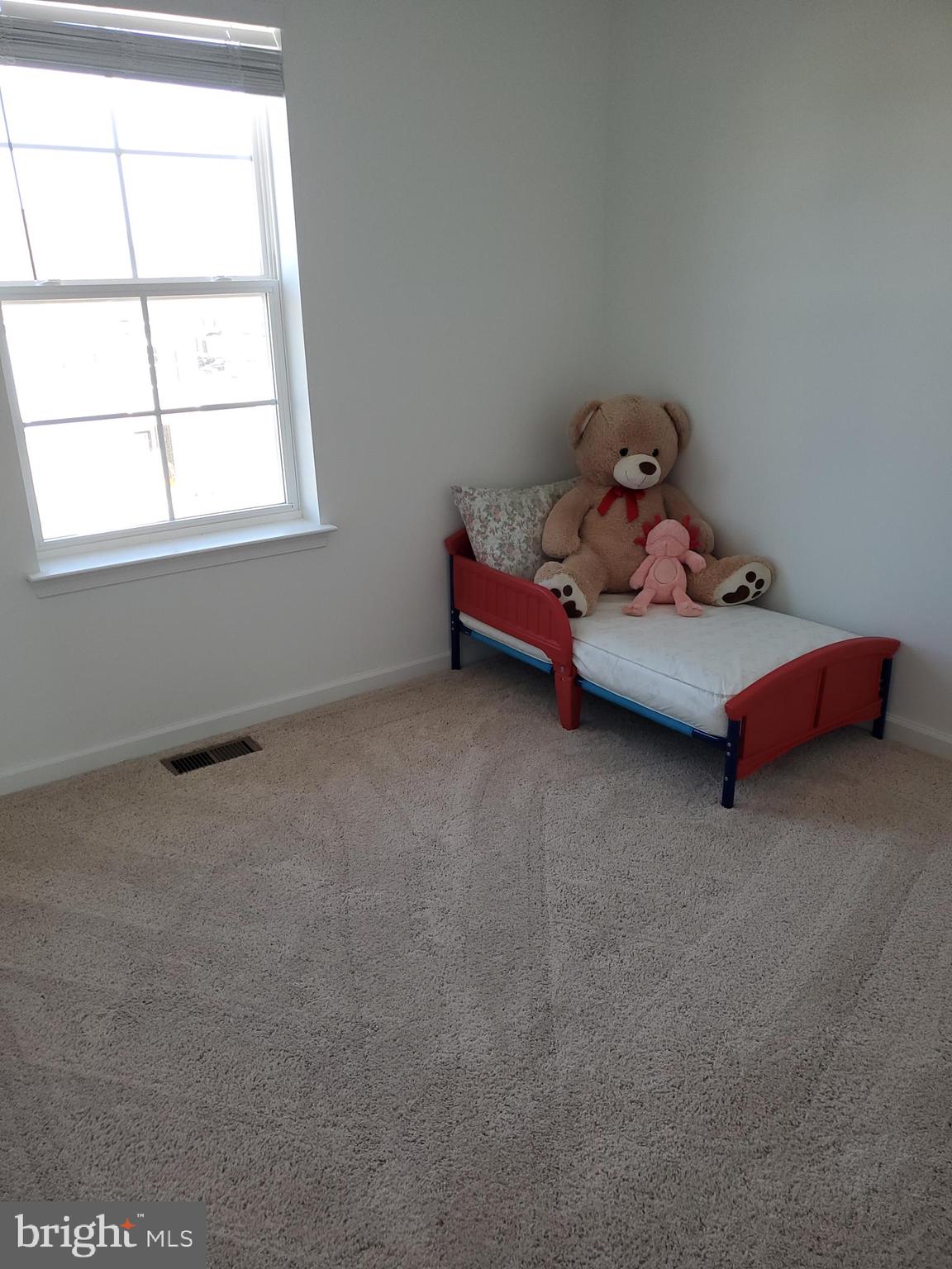 MCCAULEY CROSSING - Residential Lease