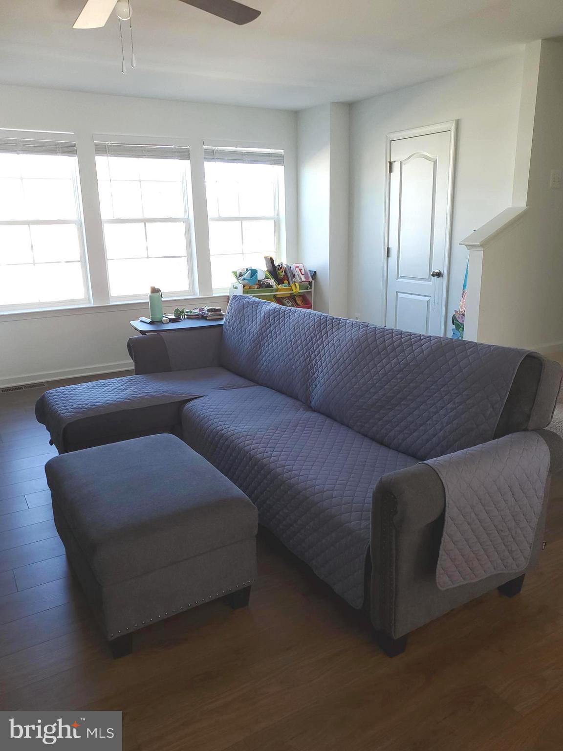 MCCAULEY CROSSING - Residential Lease