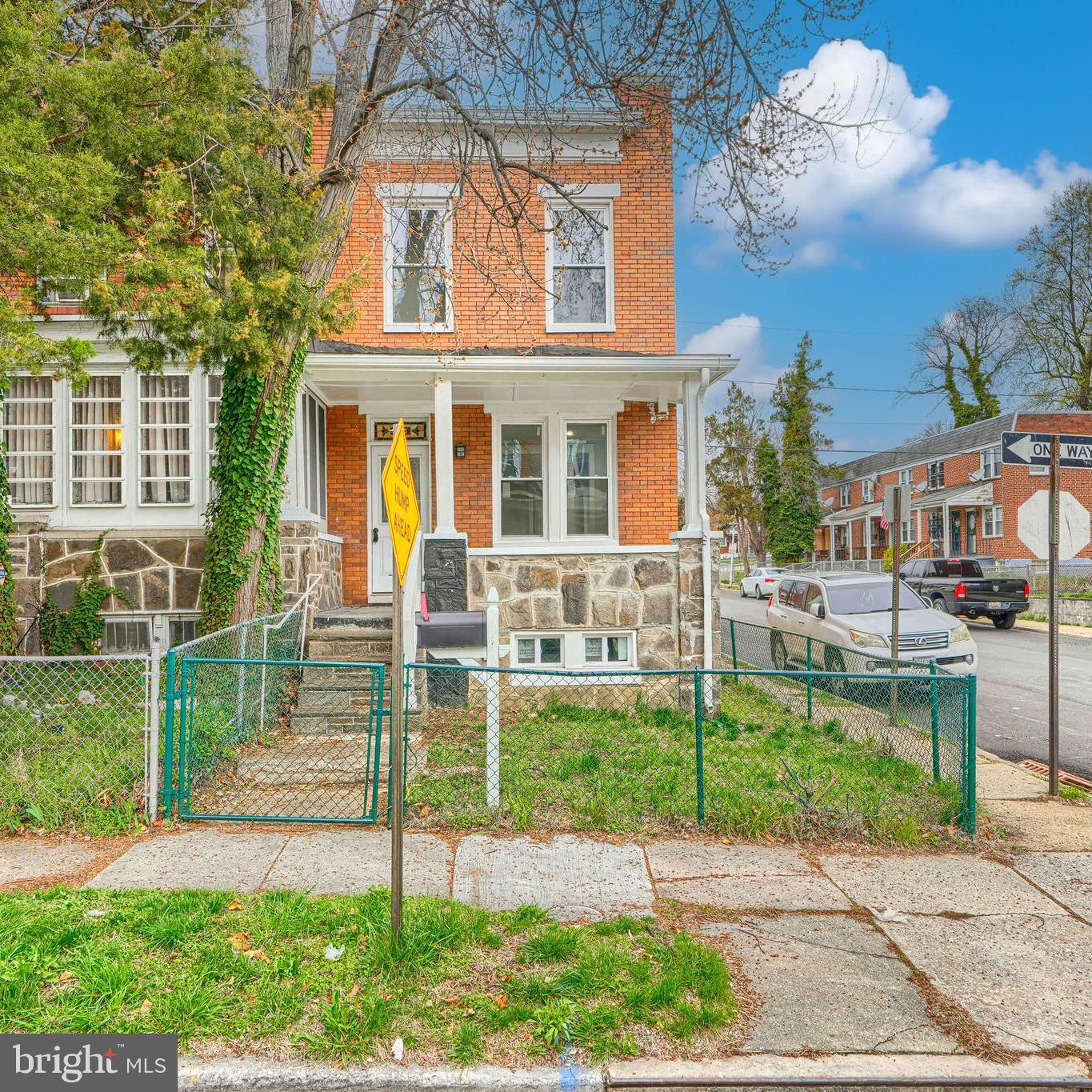 240 N MONASTERY AVENUE
