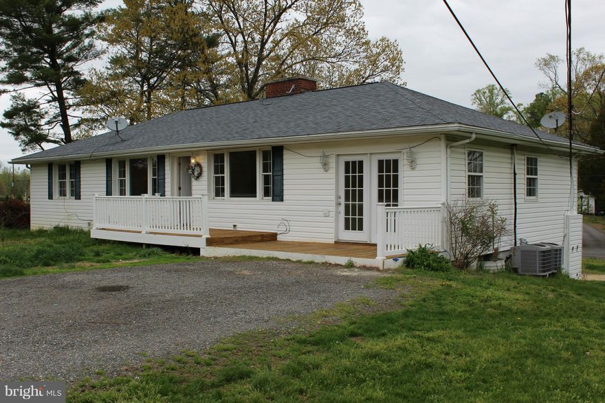 Spacious 3B/D / 1 Bath renovated home located in close proximity to the PAX River NAS. Eat-in Kitchen, with a separated dining room, L/V room w/ a gorgeous brick fireplace, and family room. Laundry room with W/D. Big vinyl deck for relaxation and hosting events. 4 cars can park on paved driveway. Shopping malls and restaurants in less than 1 mile. Quite location with trees. Extra Shed for storage.