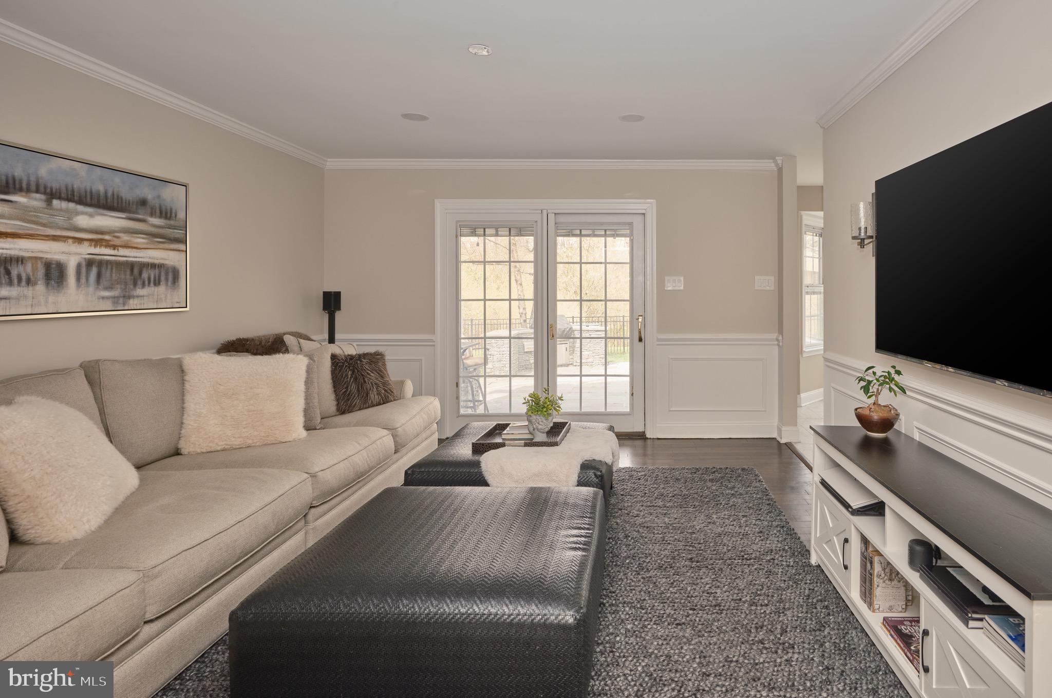 RIVERWOODS - Residential