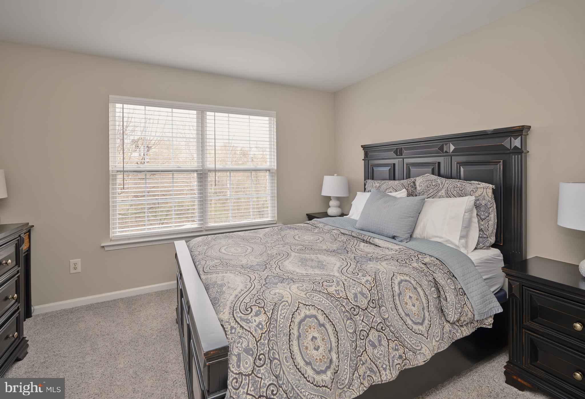 RIVERWOODS - Residential