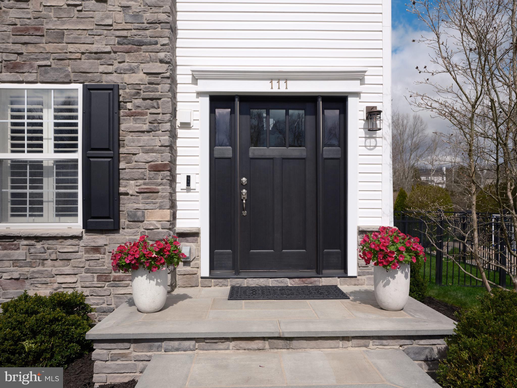 RIVERWOODS - Residential