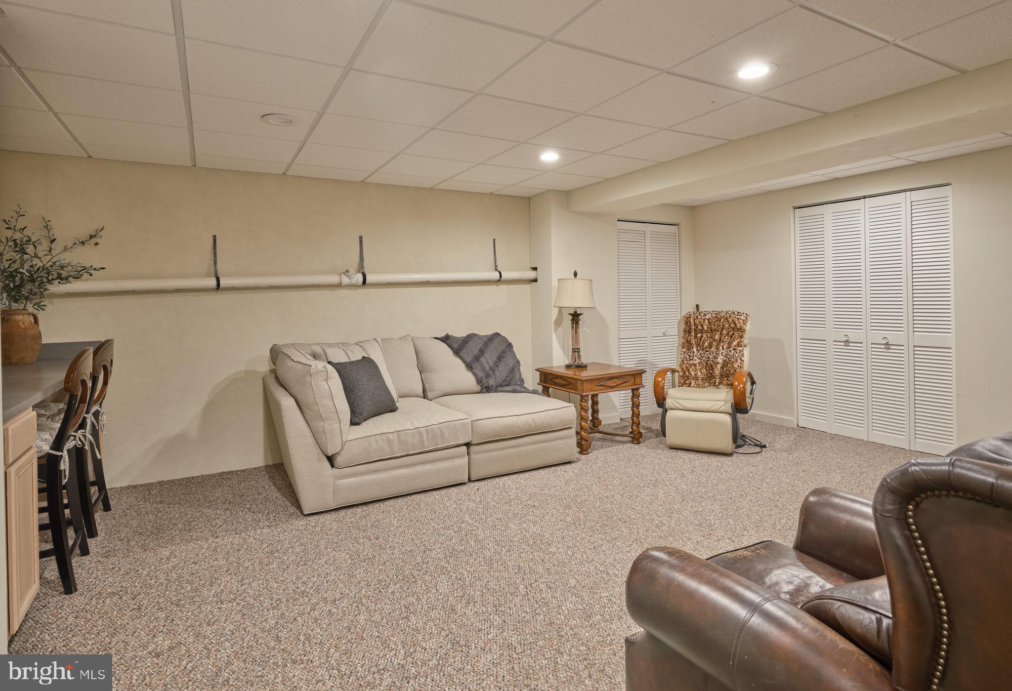 RIVERWOODS - Residential