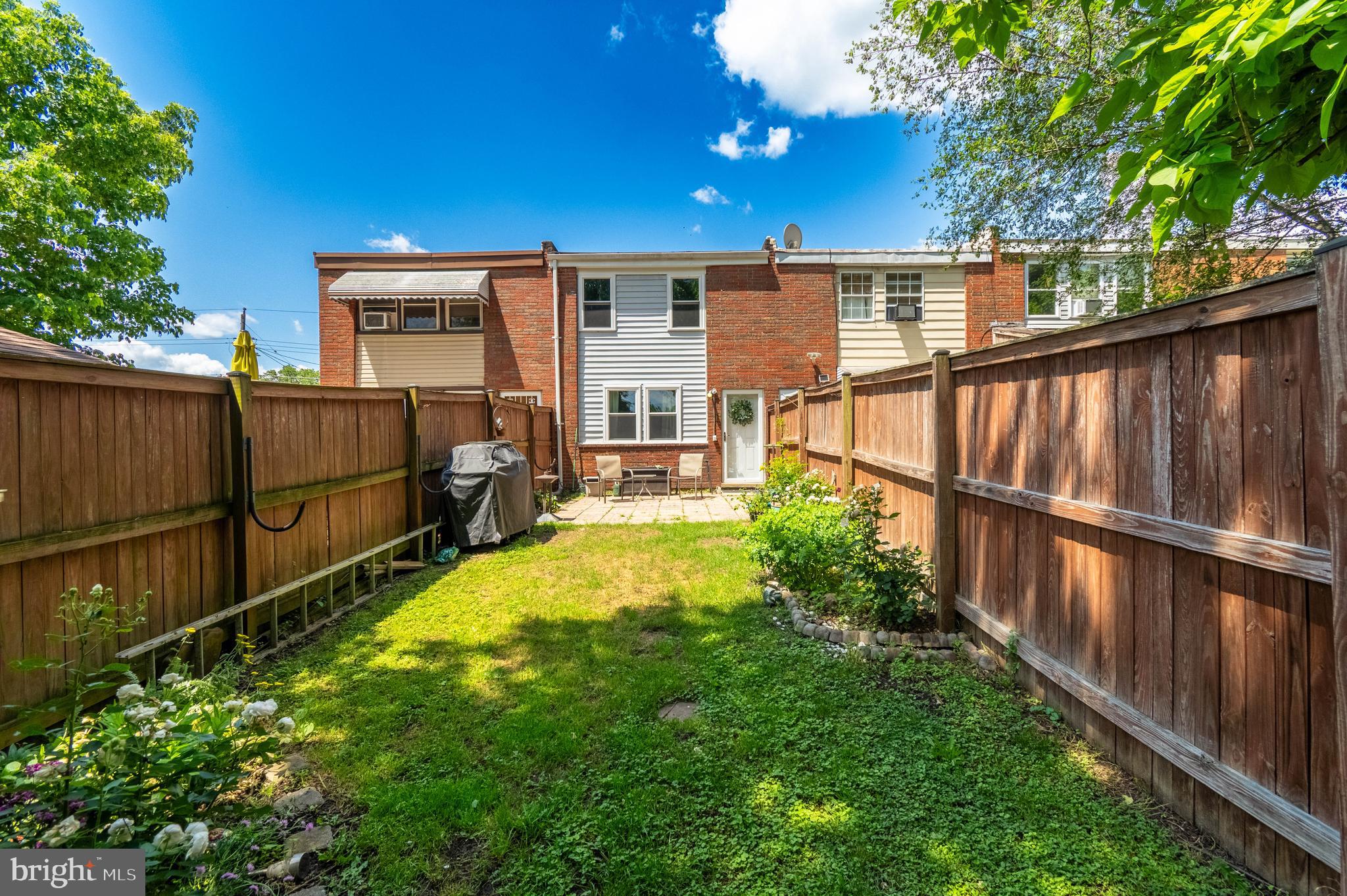 RIVERVIEW - Residential