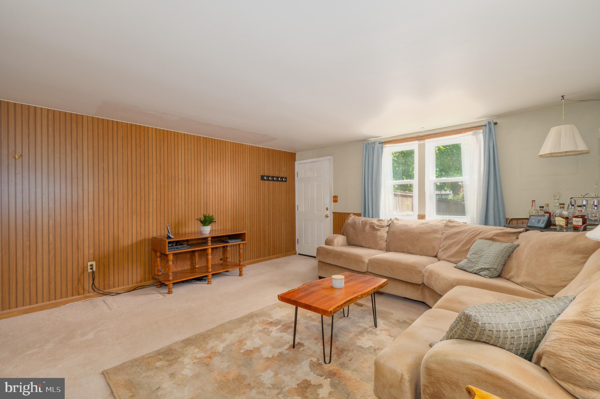 RIVERVIEW - Residential