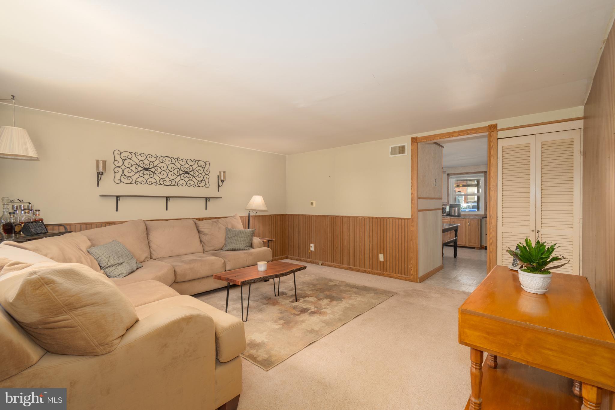 RIVERVIEW - Residential