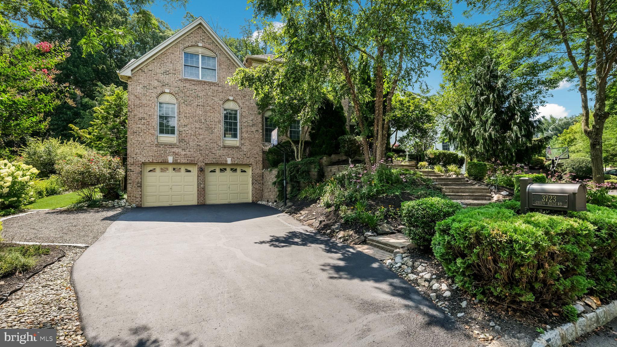 BUCKINGHAM FOREST - Residential