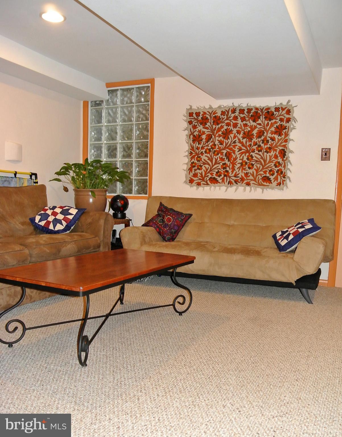 CHARLES VILLAGE - Residential