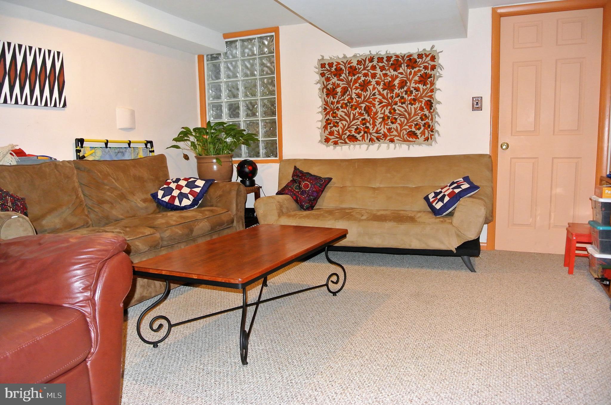 CHARLES VILLAGE - Residential