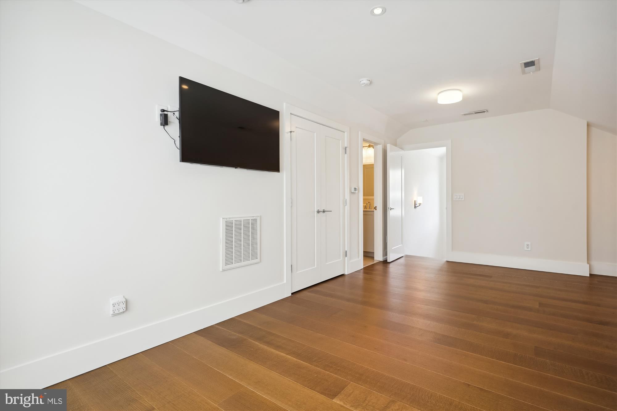 BALLSTON - Residential