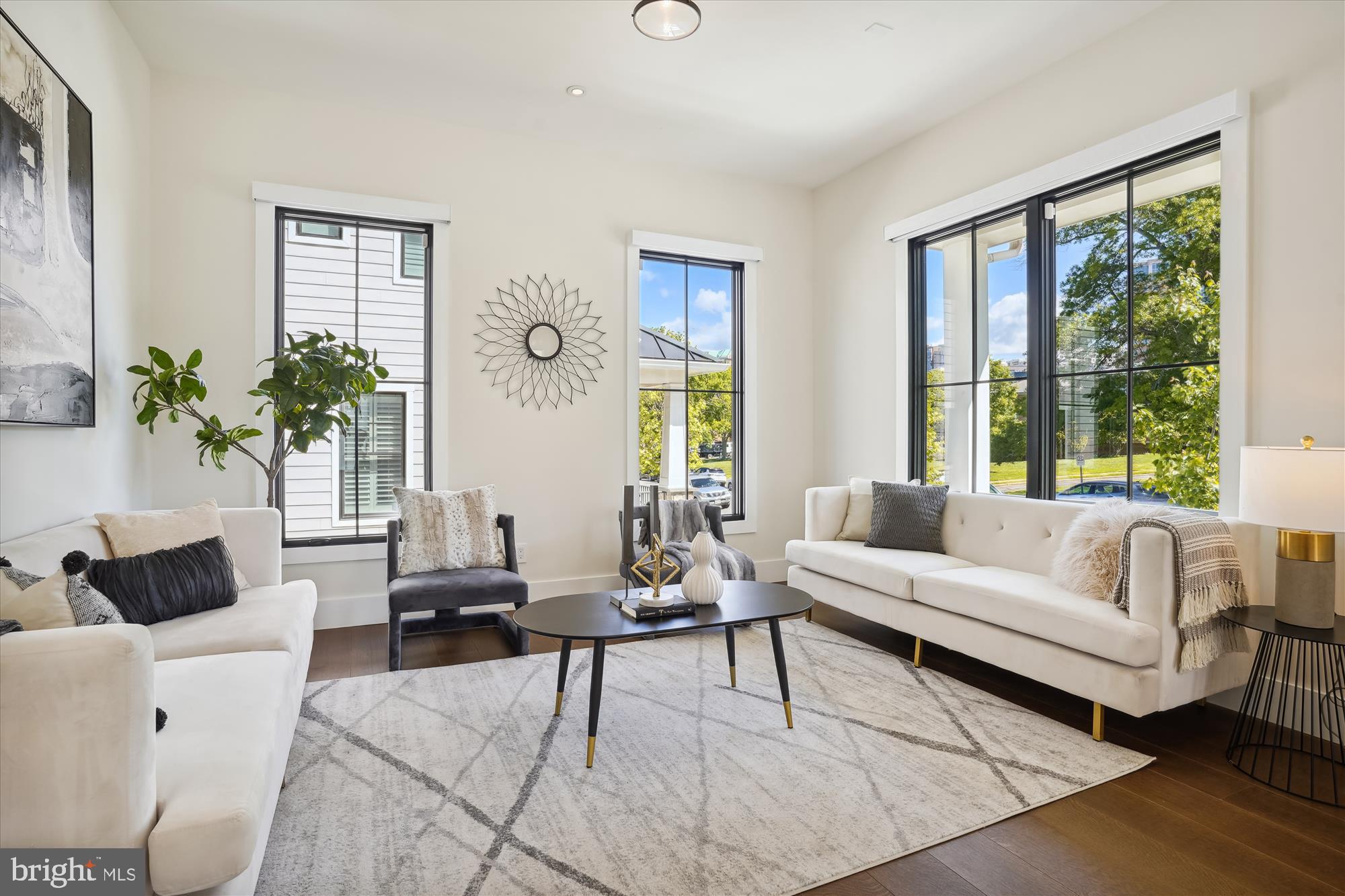 BALLSTON - Residential