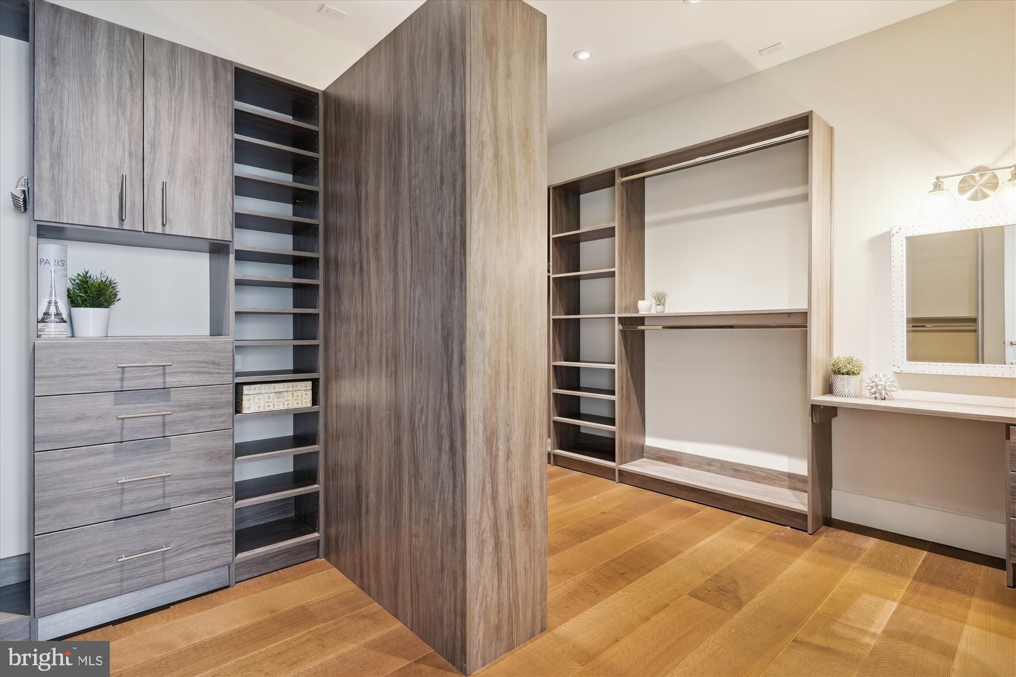 BALLSTON - Residential