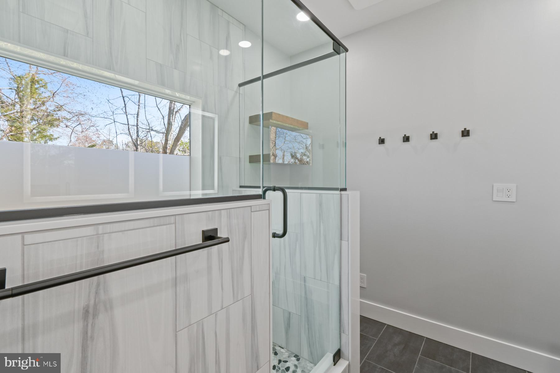 CAPE ISLE OF WIGHT - Residential