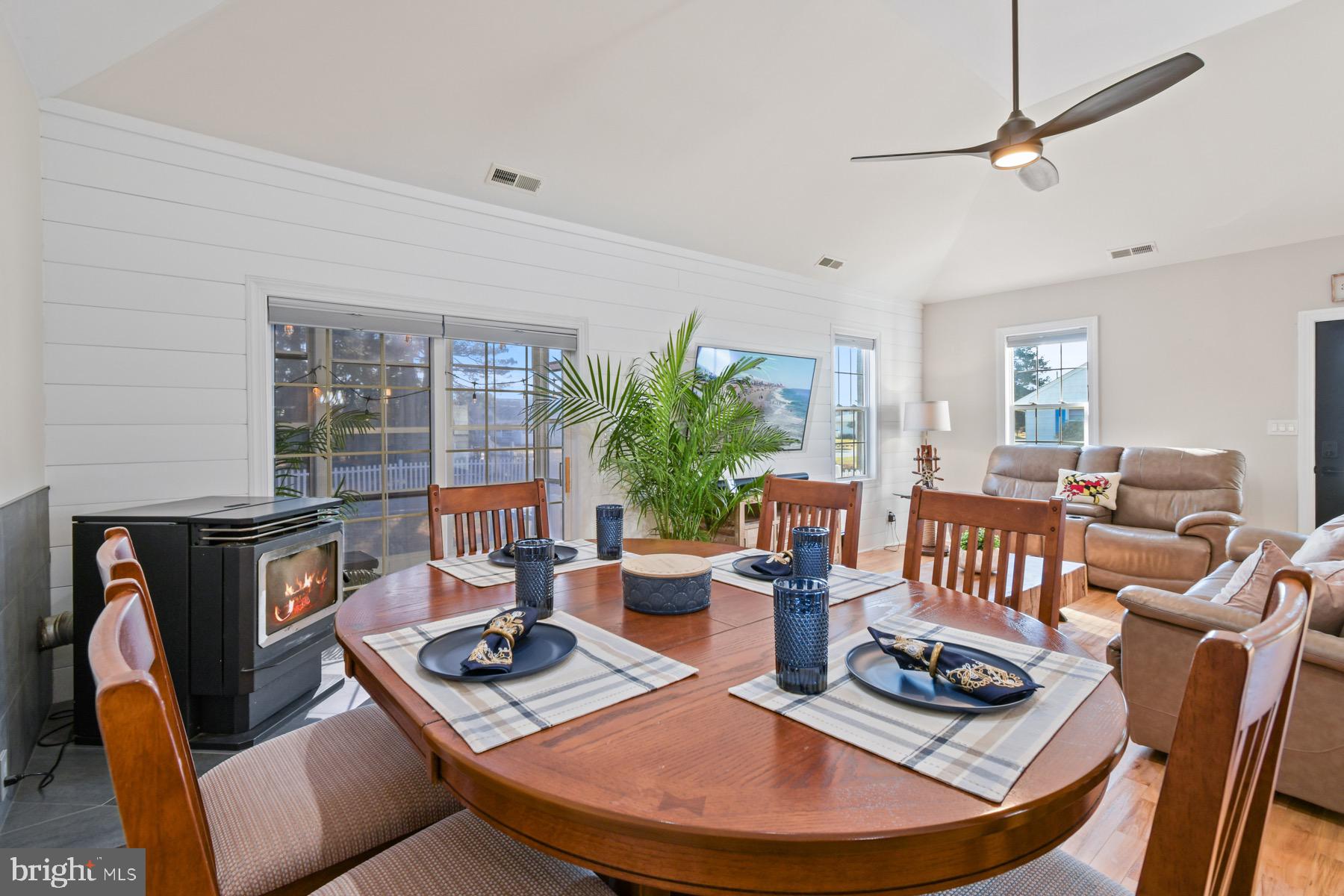 CAPE ISLE OF WIGHT - Residential