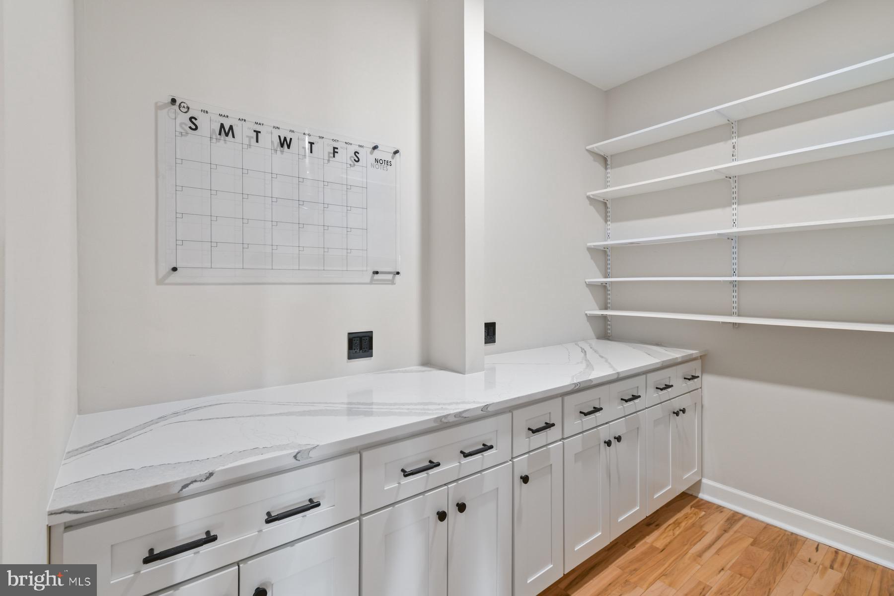 CAPE ISLE OF WIGHT - Residential