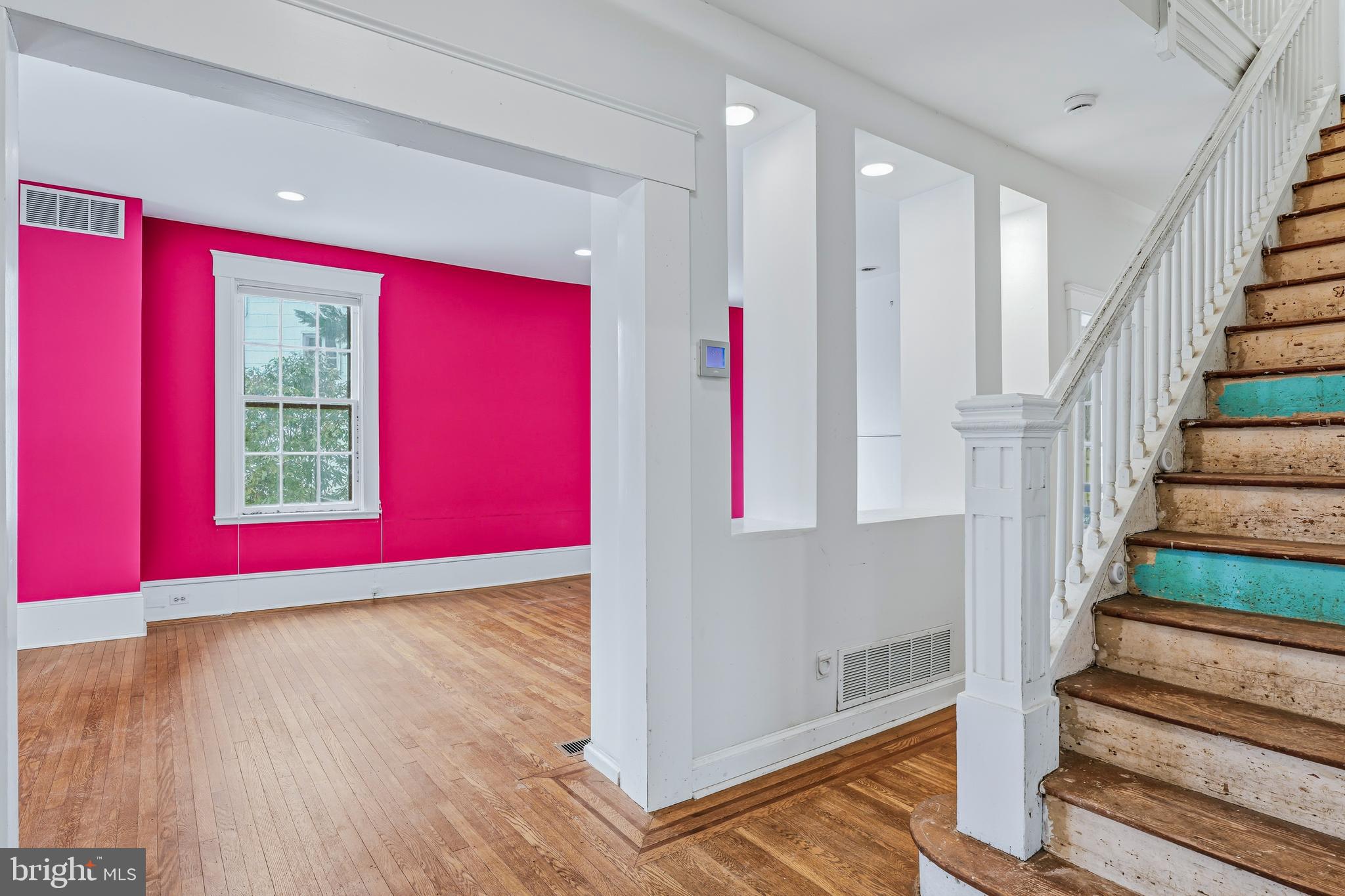 MOUNT WASHINGTON - Residential