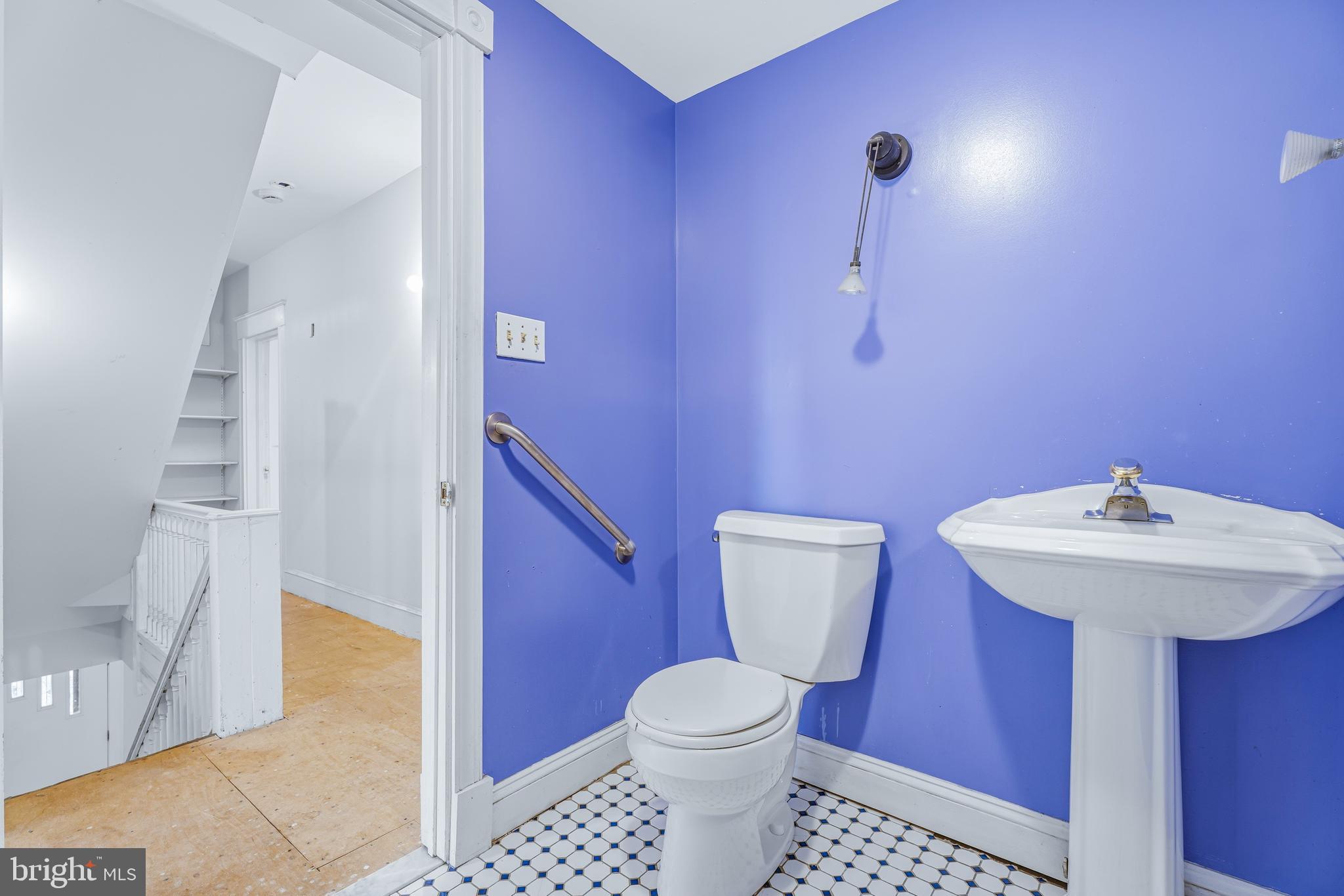 MOUNT WASHINGTON - Residential