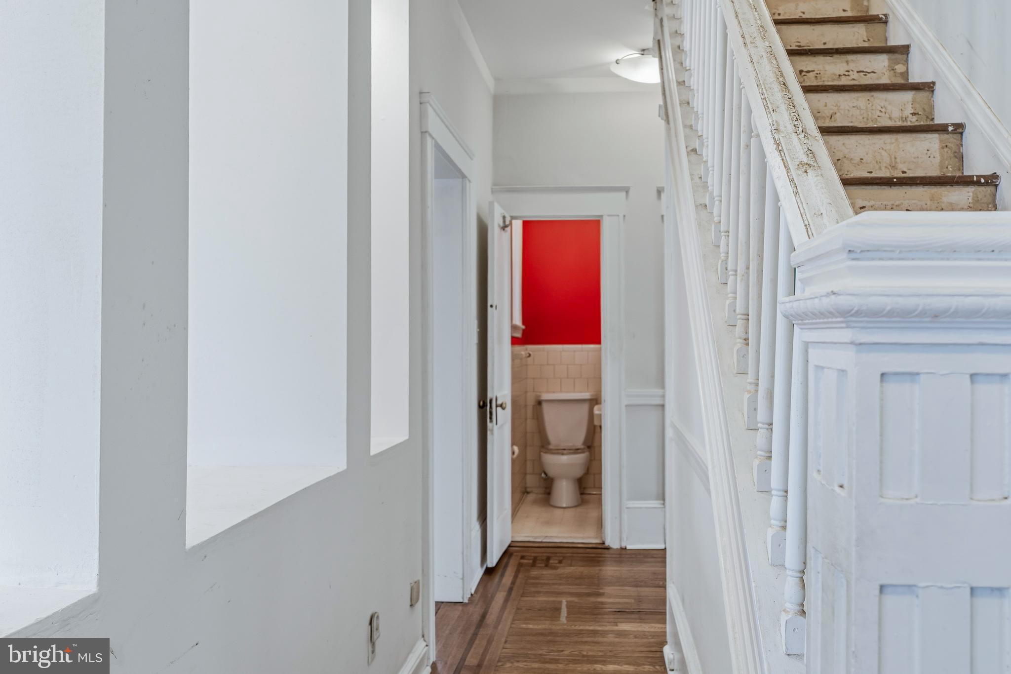 MOUNT WASHINGTON - Residential