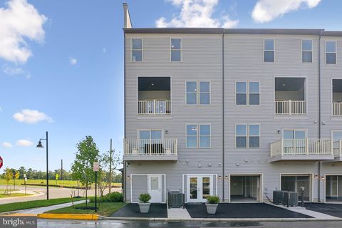 6715 BELCREST ROAD HYATTSVILLE MD 20782