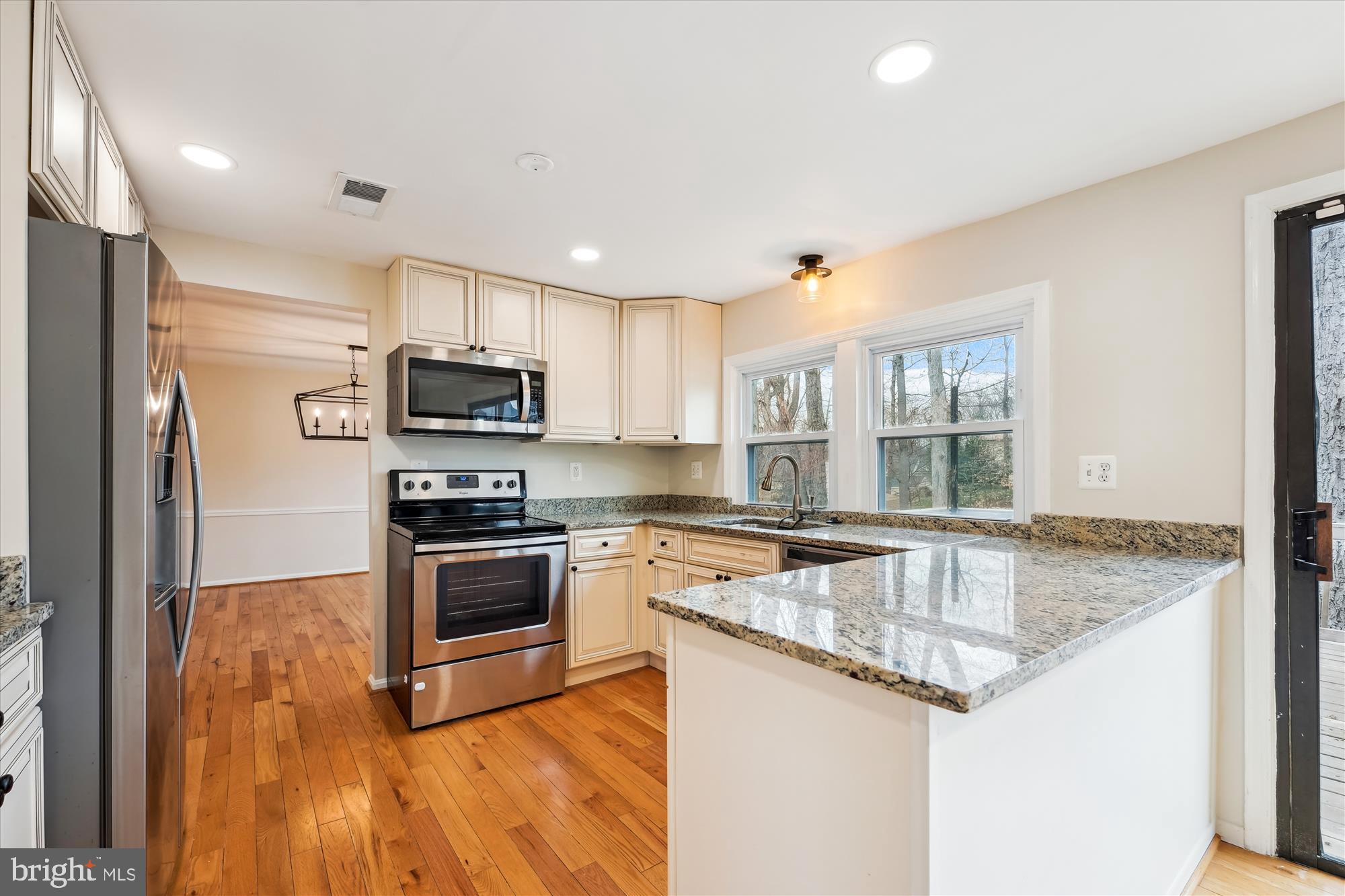 TANTALLON HILLS - Residential