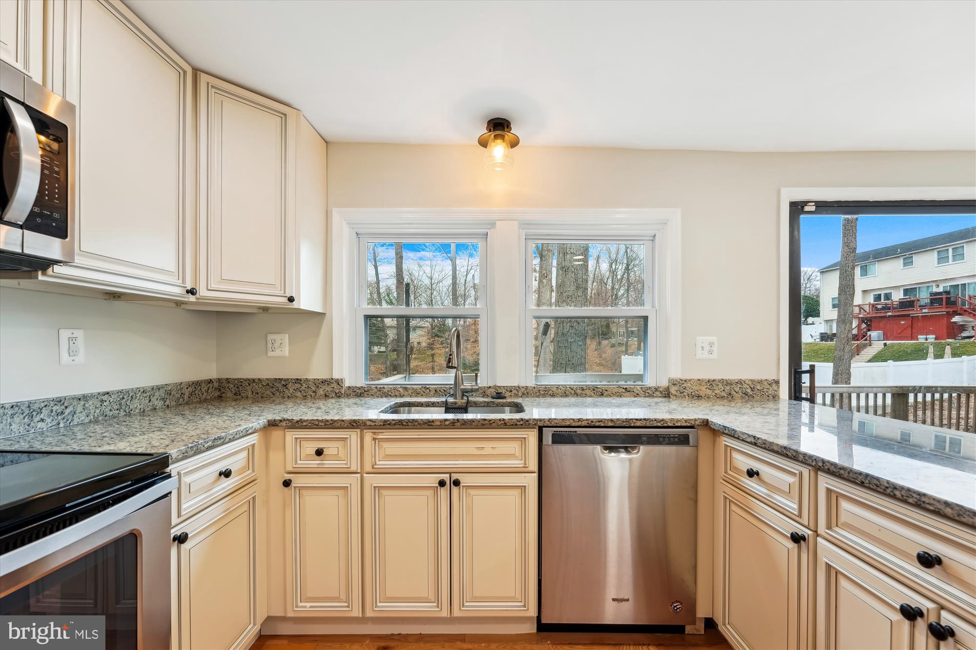 TANTALLON HILLS - Residential