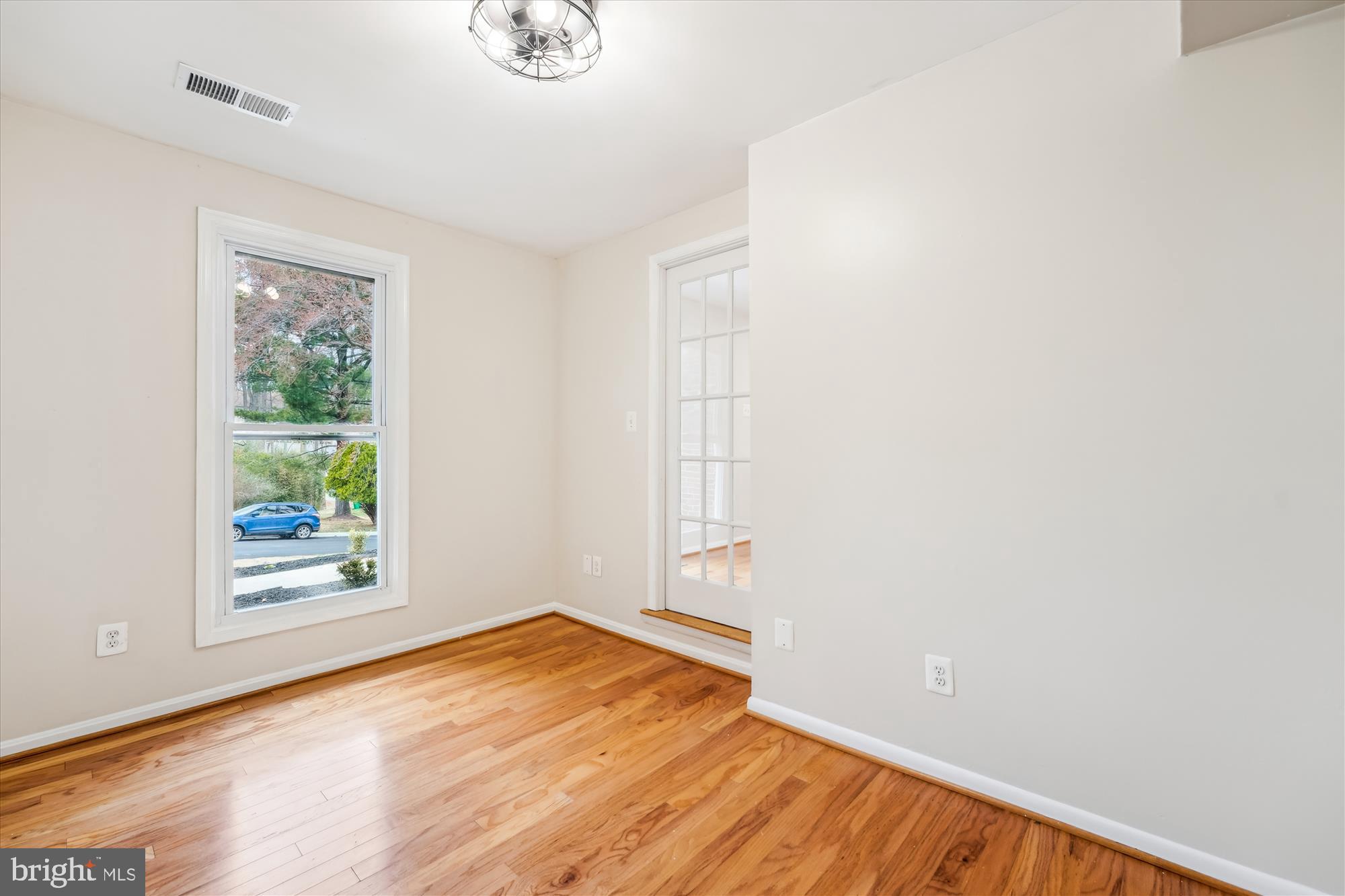 TANTALLON HILLS - Residential