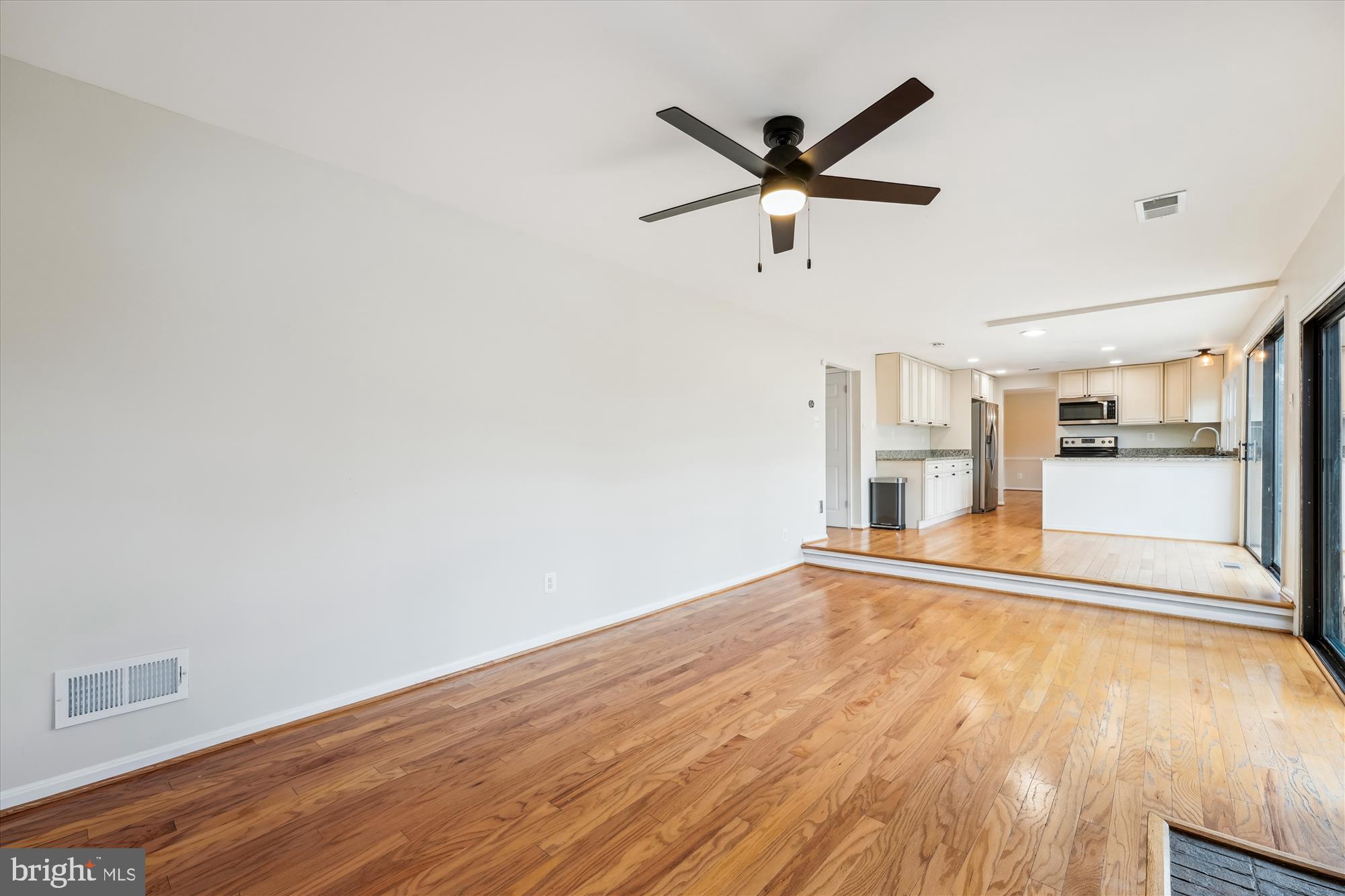 TANTALLON HILLS - Residential