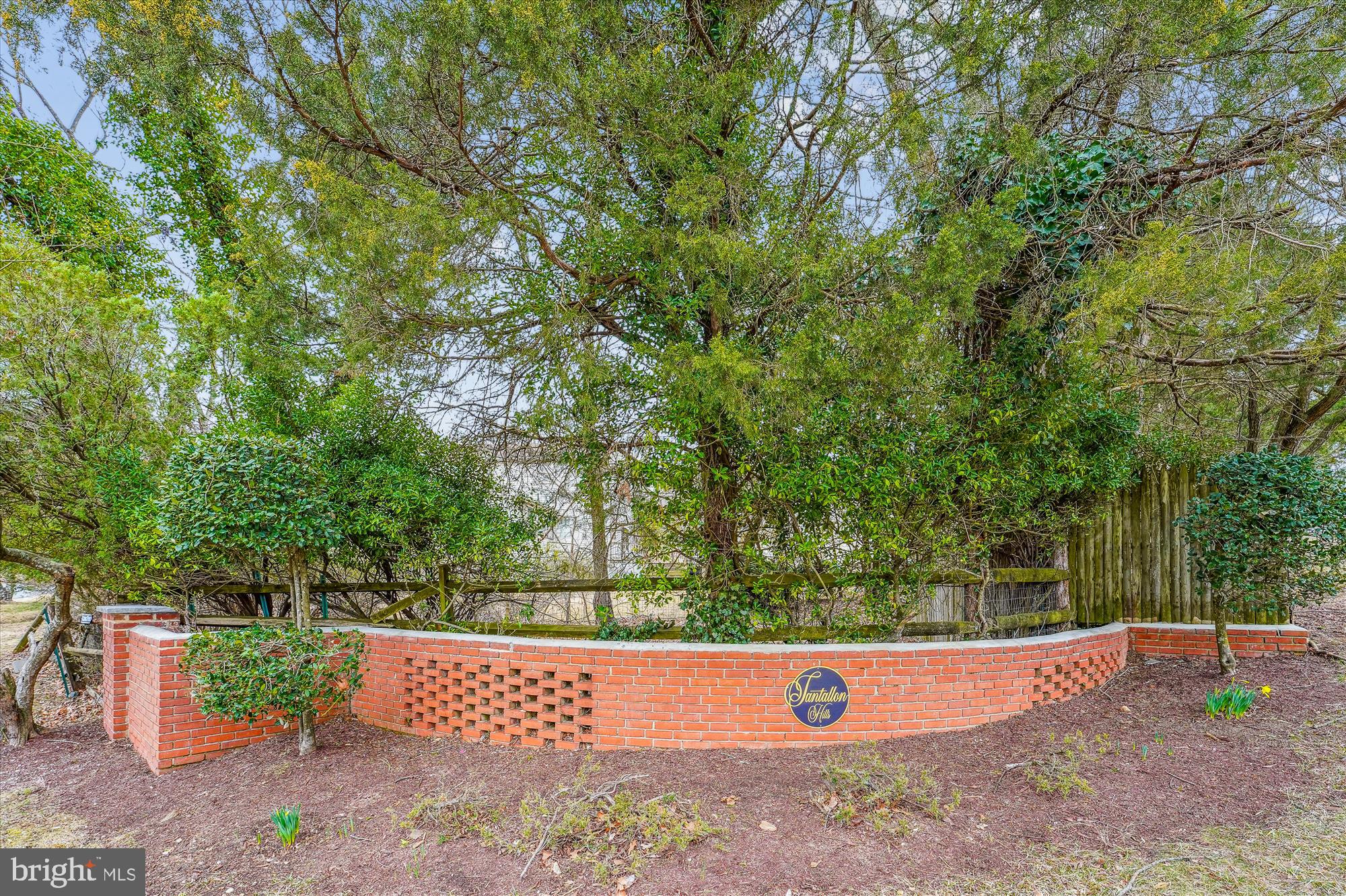 TANTALLON HILLS - Residential