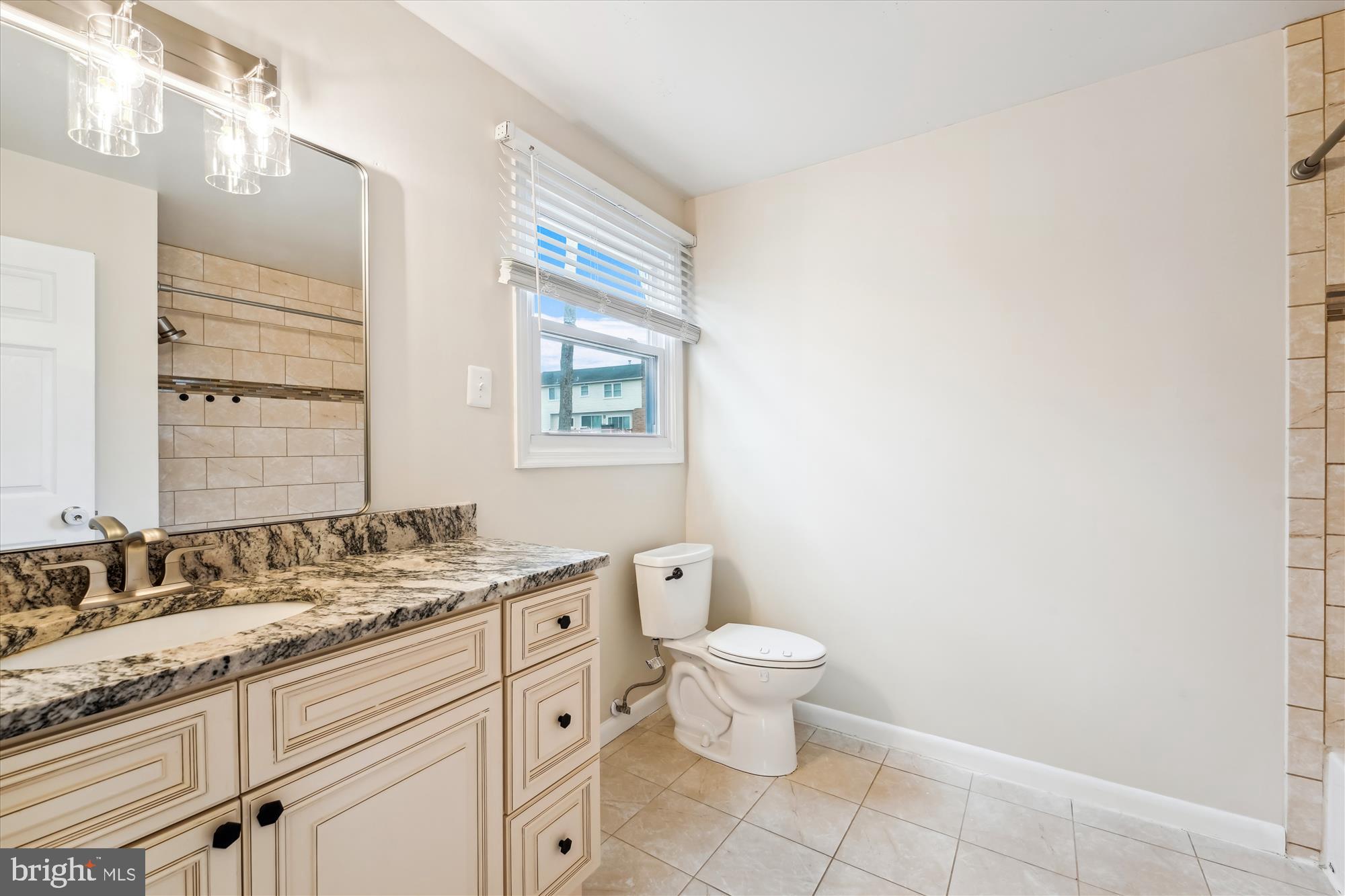 TANTALLON HILLS - Residential