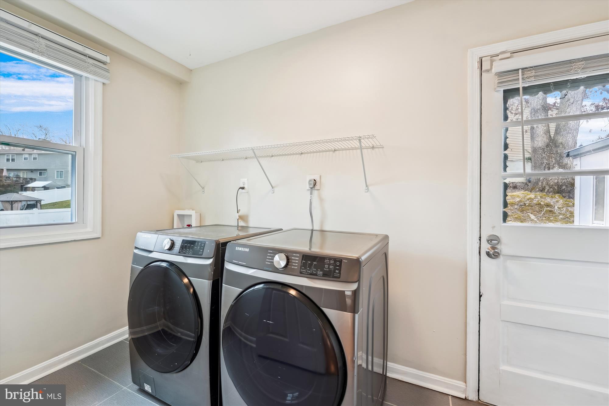 TANTALLON HILLS - Residential